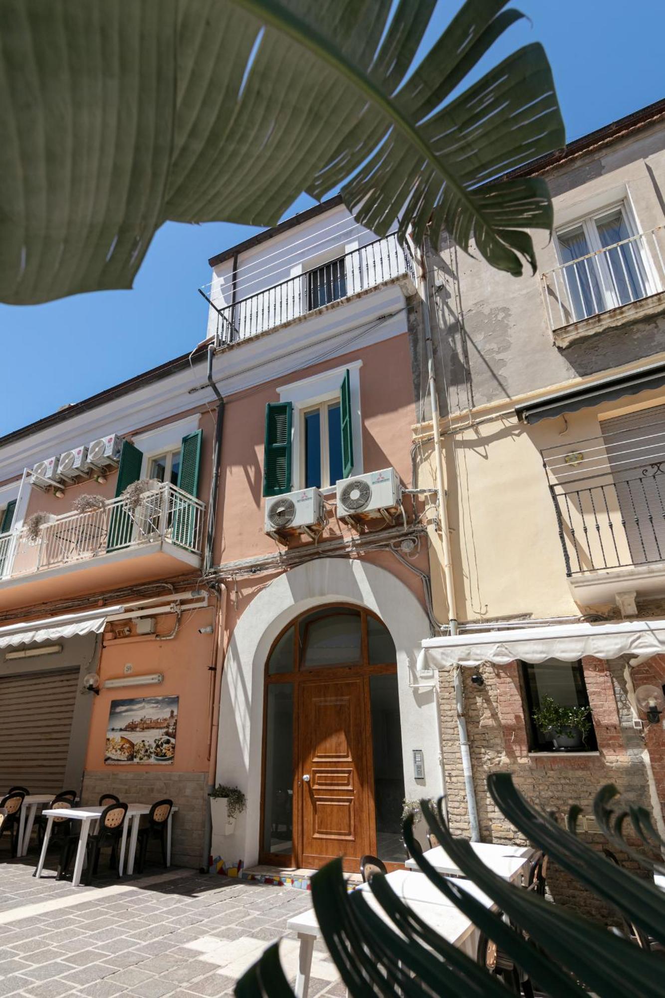 Dea Apartrooms Termoli Zewnętrze zdjęcie